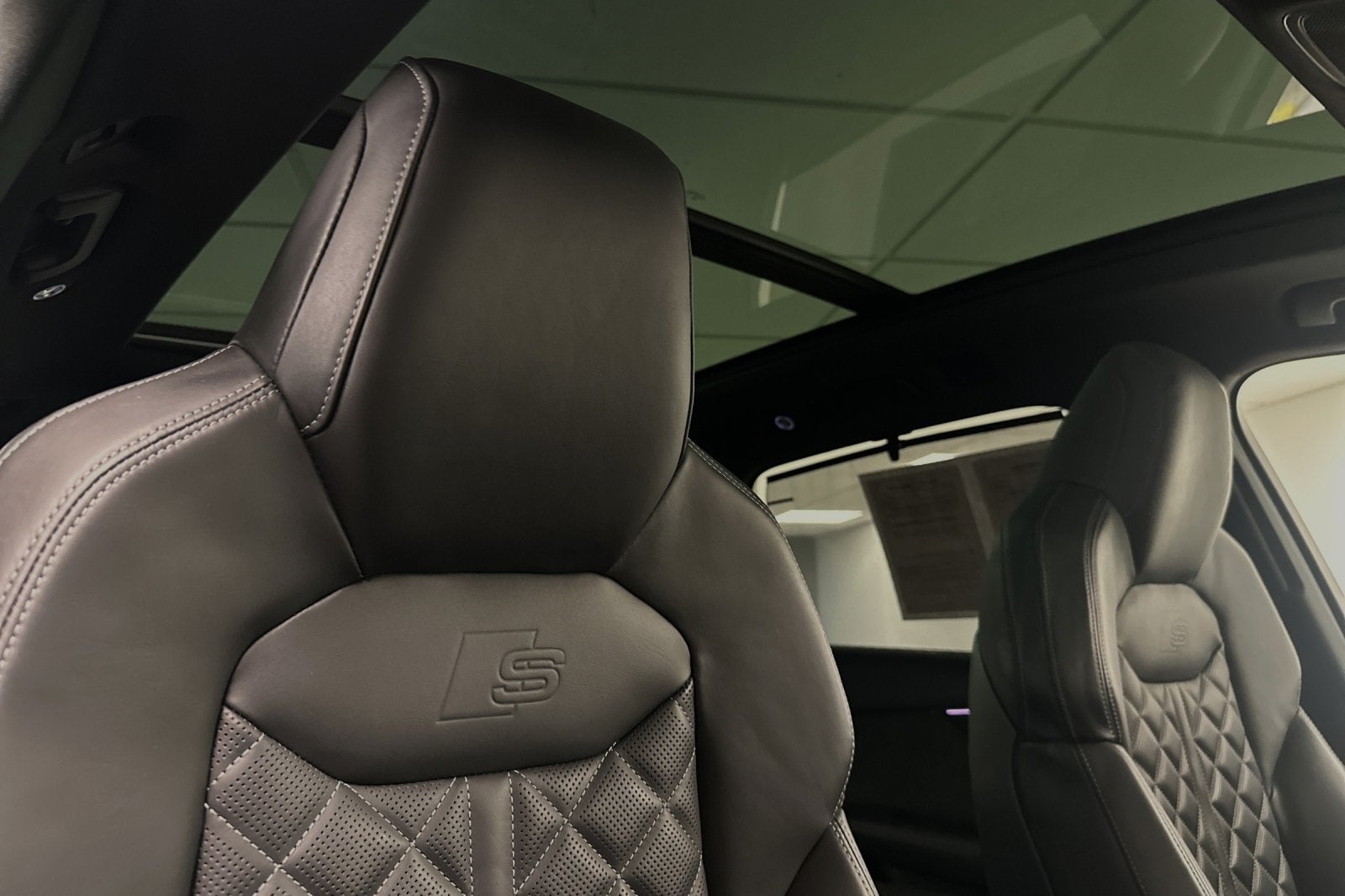 2022 Audi SQ7 Premium Plus quattro